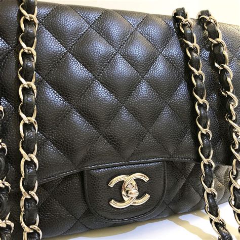 chanel flap bag necklace